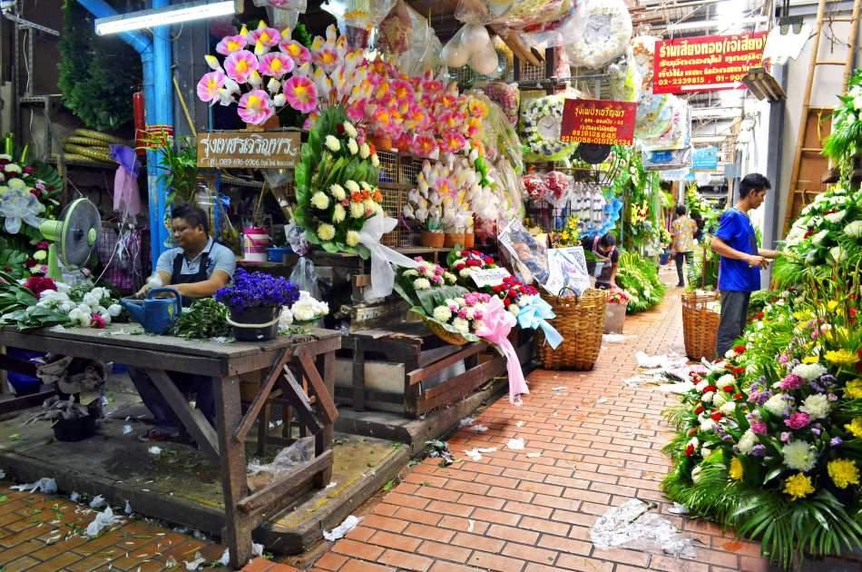 Night Tour Experience in China Town & Flower Market