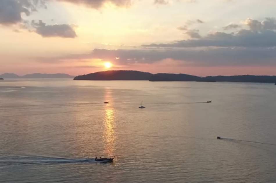 Phi Phi Island Plankton Sunset Cruise