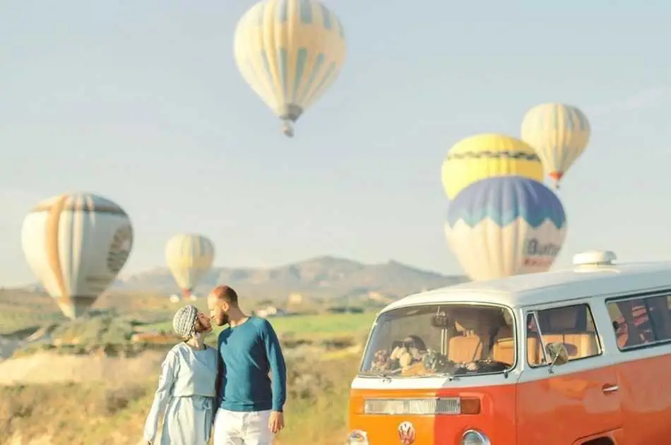 2 Days Cappadocia Tour From Istanbul with Cave Hotel and Balloon ride