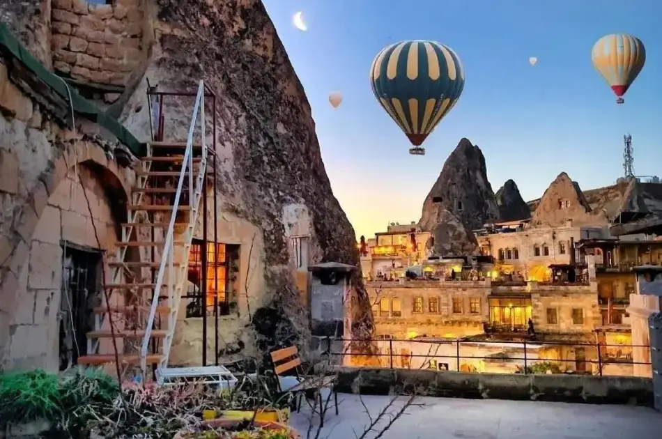 3 Day Tour to The Mesmerising Cappadocia and Pamukkale From Istanbul