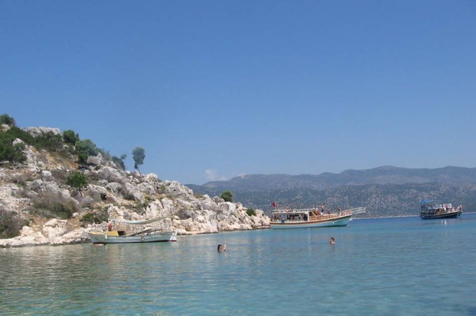 7 Days Cruise Through the Beautiful Aegean Coast