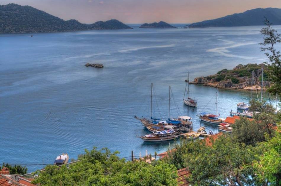 7 Days Cruise Through the Beautiful Aegean Coast