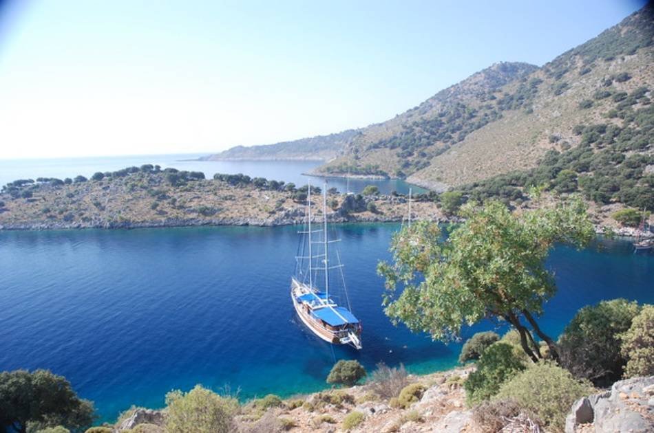 7 Days Cruise Through the Beautiful Aegean Coast