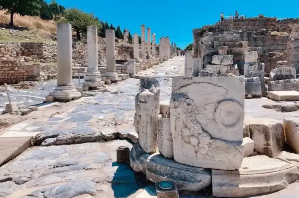 A Enthralling 2-Day Ephesus and Pamukkale Tour from Bodrum