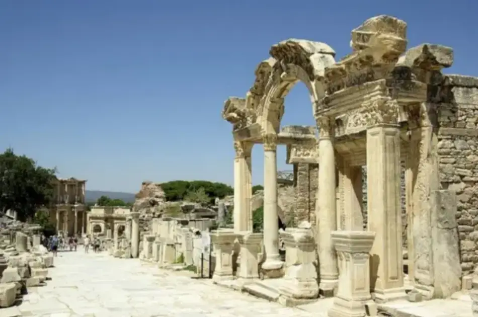 A Enthralling 2-Day Ephesus and Pamukkale Tour from Bodrum