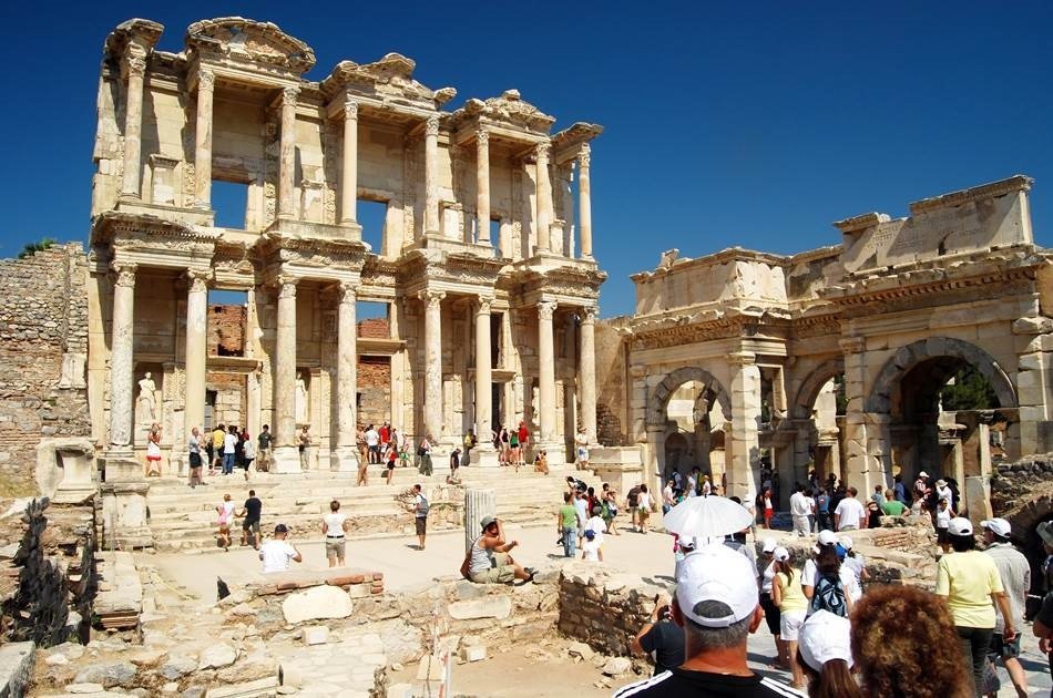 A Gourmet Private Tour of Ephesus and Sirince Village From Kusadasi