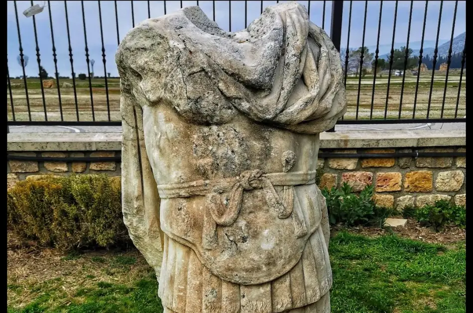 Ancient City of Ephesus and Breathtaking Pamukkale Private Tour