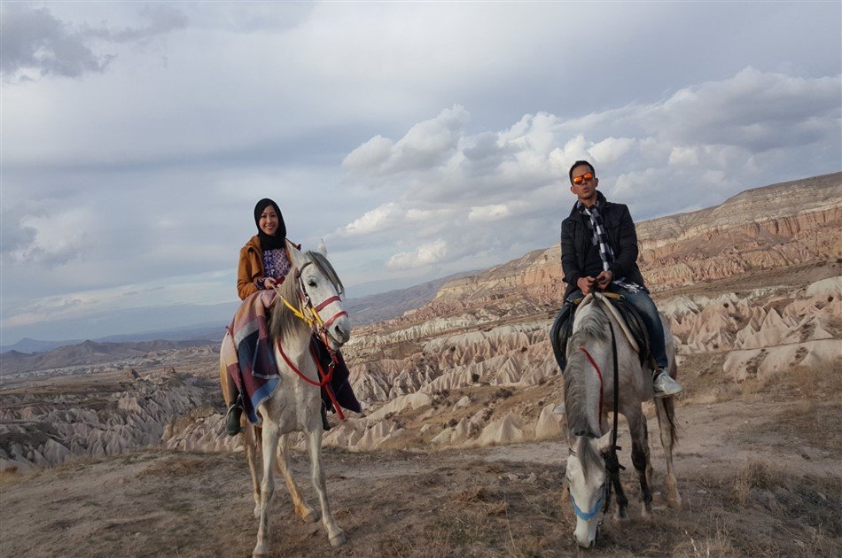 Cappadocia Sunset Horseback Riding Tour