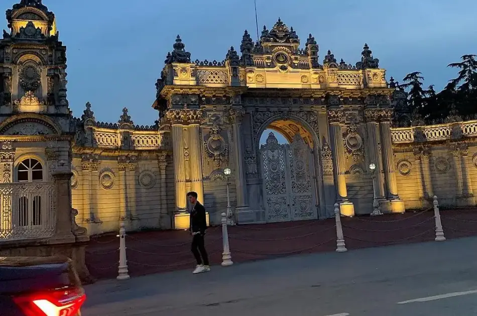 Dolmabahce Bosphorus Two Continents Private Tour
