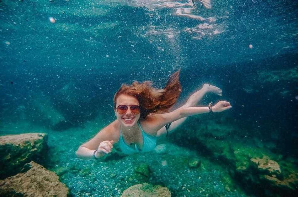 Enjoy a Full Day Tour in Pamukkale and Aphrodisias from Kusadasi