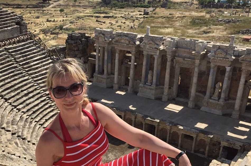 Enjoy a Full Day Tour in Pamukkale and Aphrodisias from Kusadasi