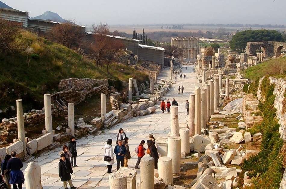 Ephesus and Pottery Workshop Private Tour From Izmir Port