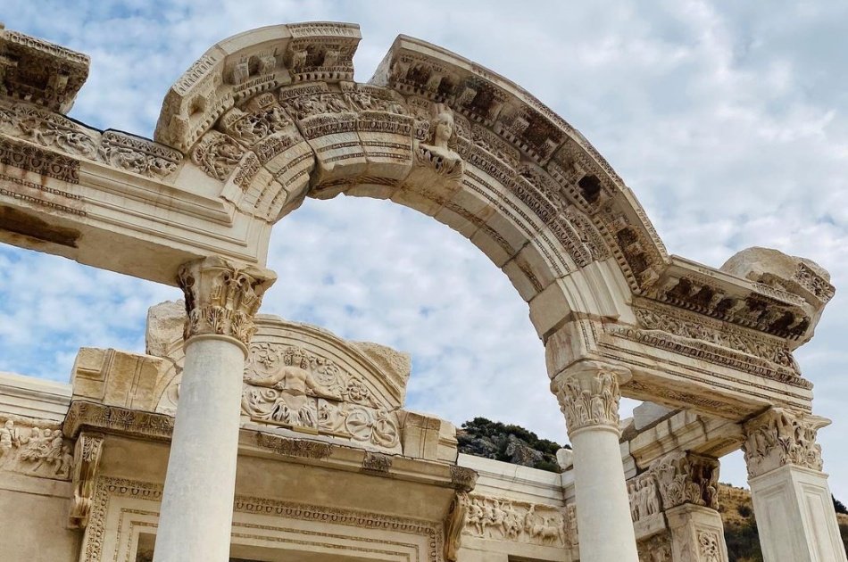 Ephesus and Shopping Tour from your Cruise Ship at Izmir Port