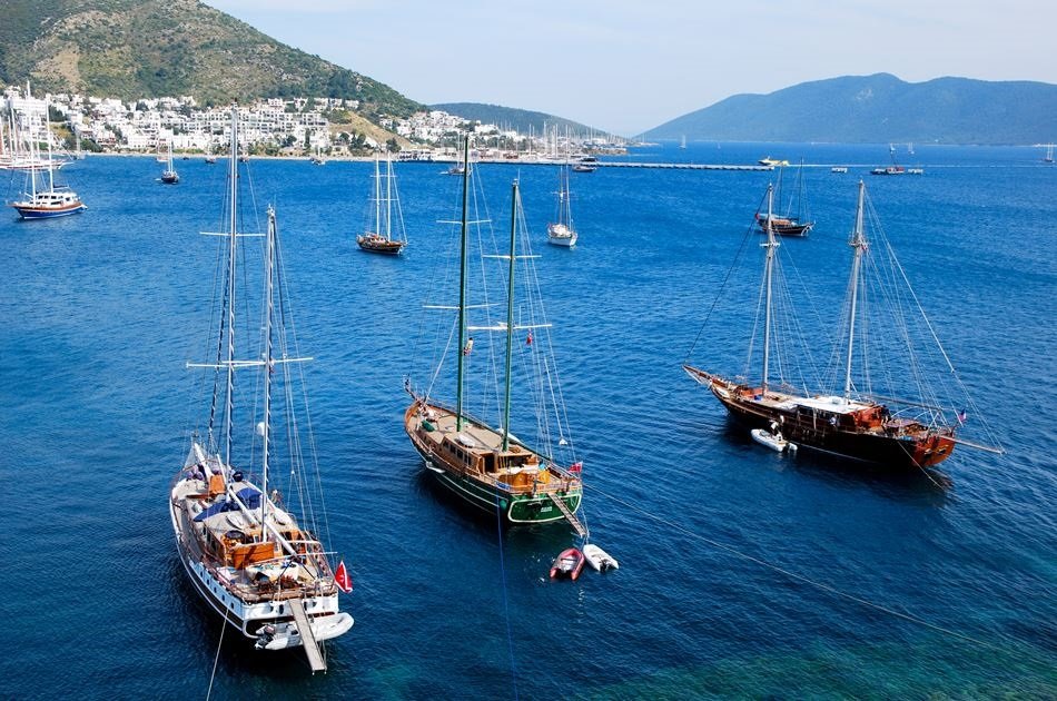 From Izmir Airport to Bodrum Return Private Transfers