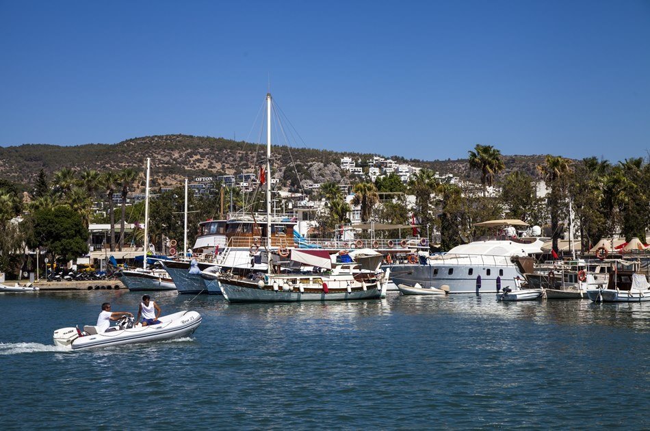 From Izmir Airport to Bodrum Return Private Transfers