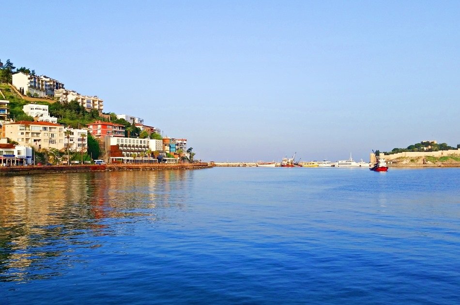 One-Way Private Transfer Door to Door From Kusadasi To Izmır Aırport