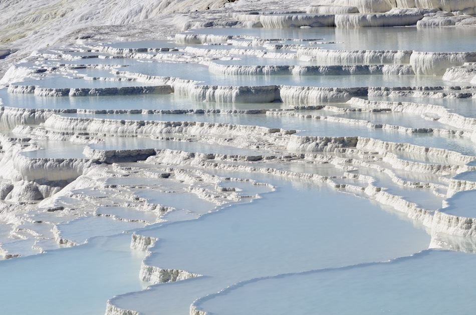 Pamukkale Shared Small Group Day Tour From Kusadasi