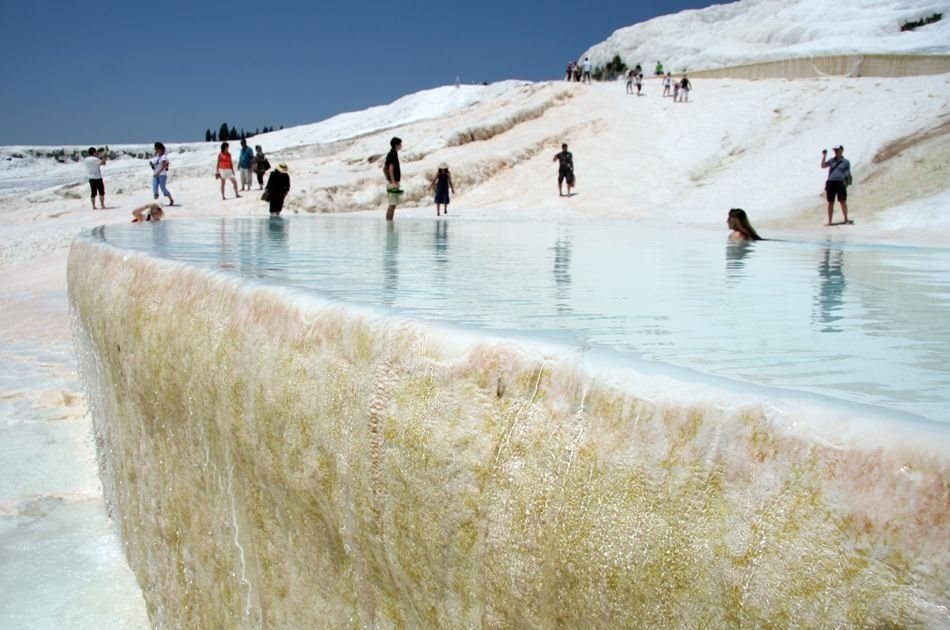 Pamukkale Shared Small Group Day Tour From Kusadasi
