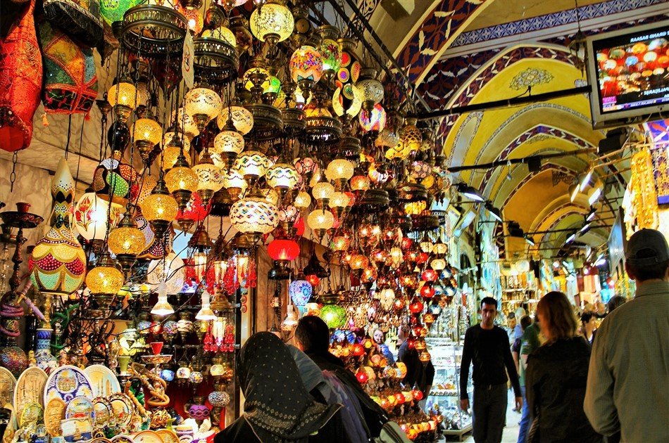 Private Full Day Grand Bazaar Shopping Tour in Istanbul