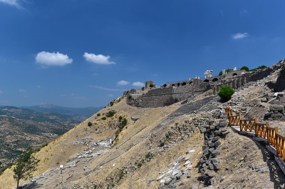 Private Pergamum Acropolis and Asclepion Tour in Bergama From Izmir