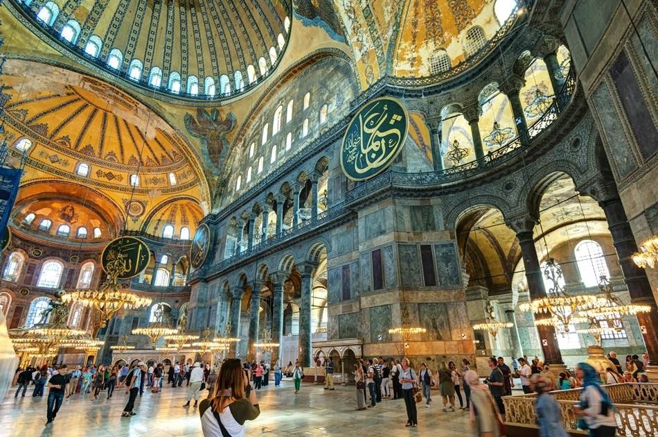 Small Group Full Day Istanbul Tour Including Topkapi Palace and Hagia Sophia