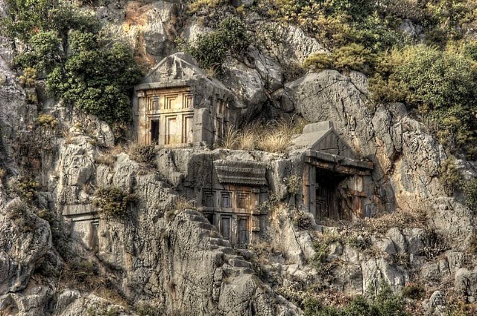 Tour the Magnificent Mediterranean in 16 Days
