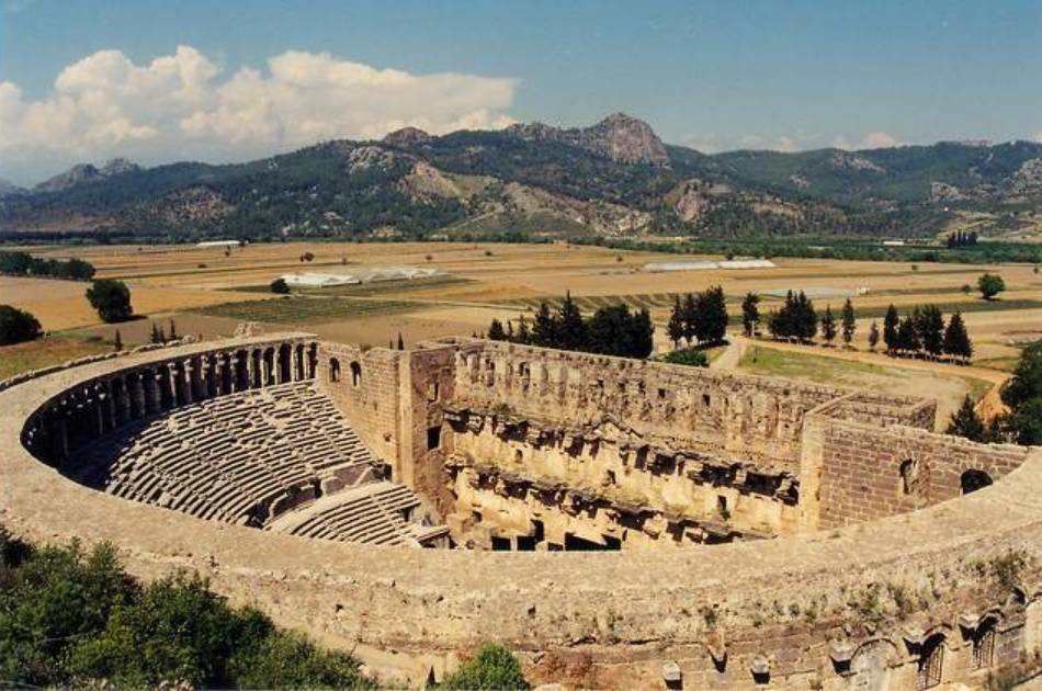 Tour the Magnificent Mediterranean in 16 Days
