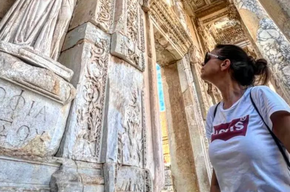 Unforgettable Private Ephesus Day Trip from Istanbul: Explore Ancient Wonders