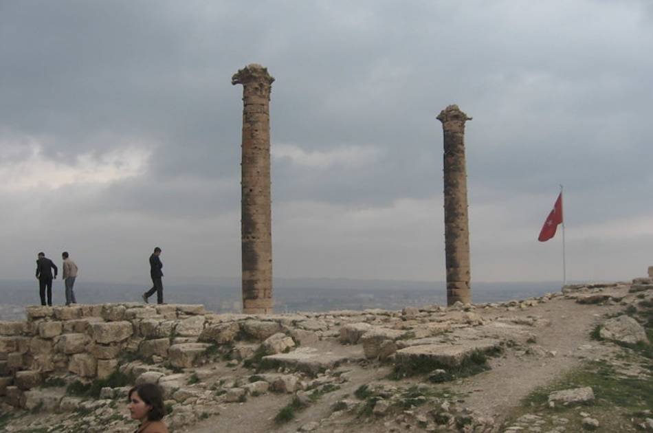 Urfa to Mt Nemrut on a Fascinating 4 days Tour