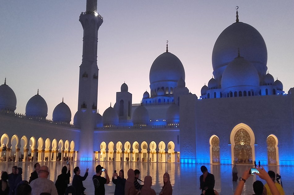 Full Day Private Abu Dhabi Tour from Dubai