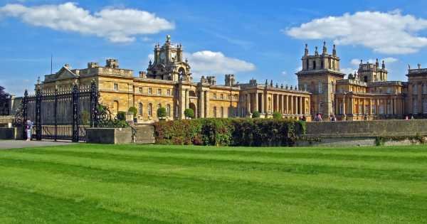 Blenheim Palace And The Cotswolds With Free Lunch Pack