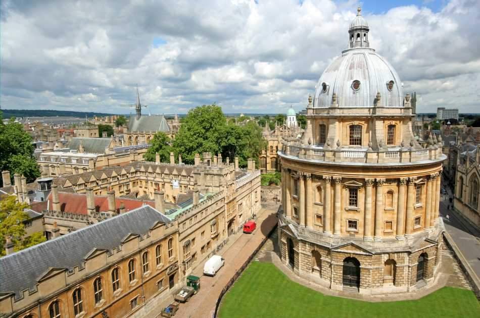 Full Day Private Tour of Oxford and the Cotswolds