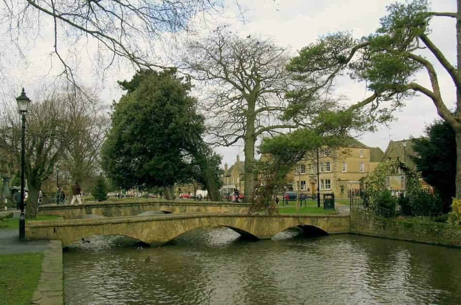 Full Day Private Tour of Oxford and the Cotswolds