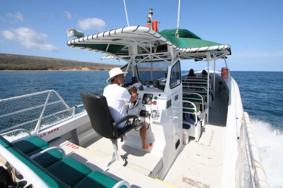 4 Hour Private Charter to Lanai Tropical Hideaway in Hawaii