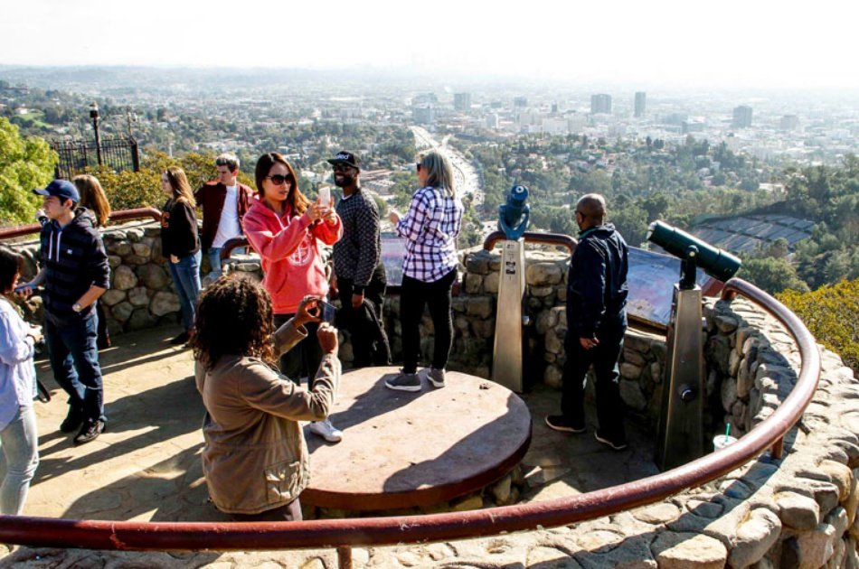 Experience the Winding Hollywood Hills on an Open Bus Tour