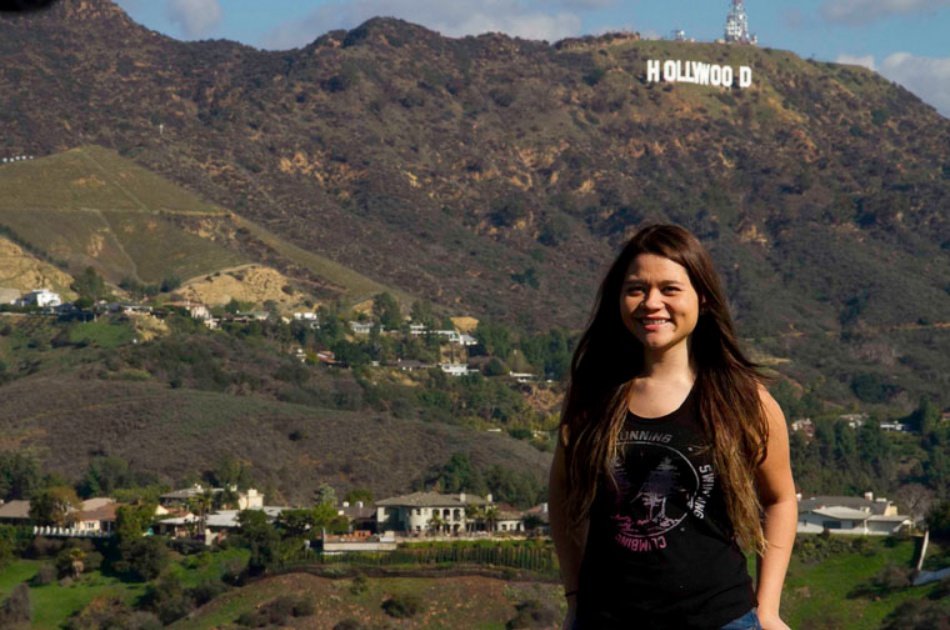 Experience the Winding Hollywood Hills on an Open Bus Tour