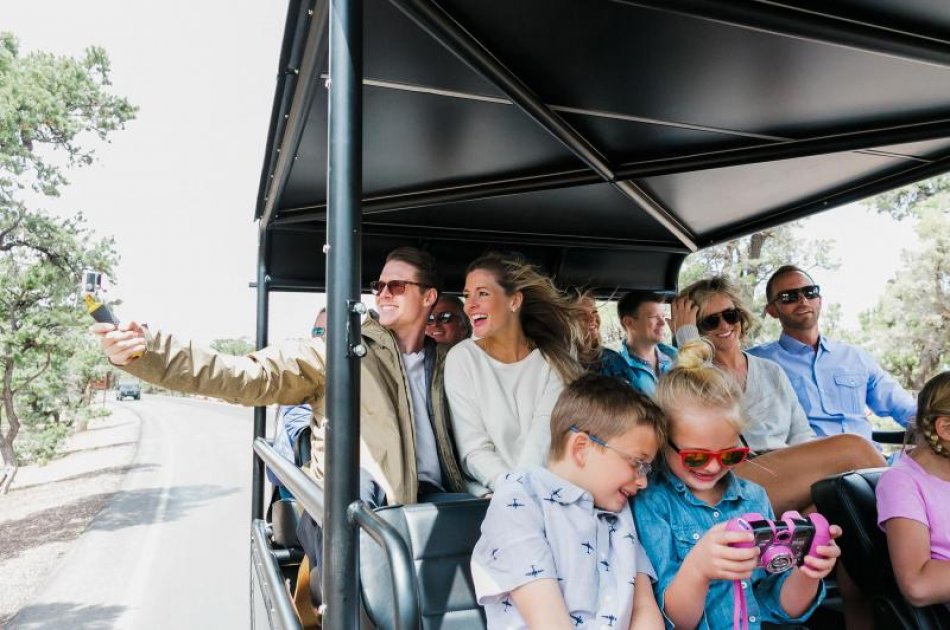 Grand Canyon South Rim Bus Tours with Hummer Adventure