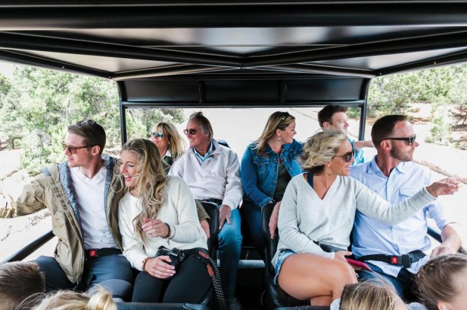 Grand Canyon South Rim Bus Tours with Hummer Adventure