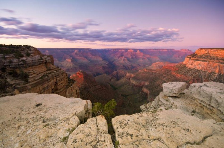 Grand Canyon South Rim Bus Tours with IMAX Tickets