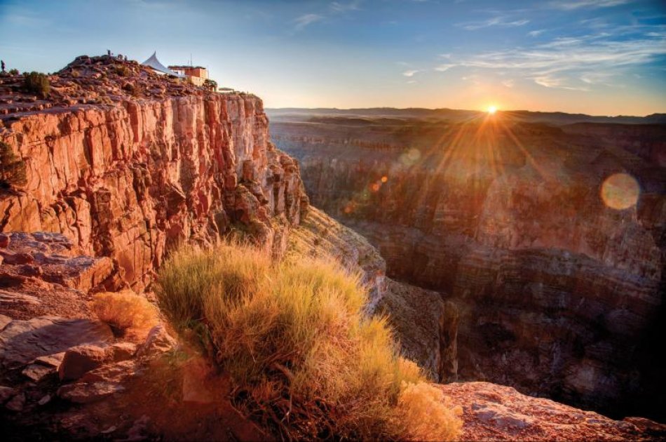 Grand Canyon West Rim Bus Tours From Las Vegas with Hoover Dam Photo Stop
