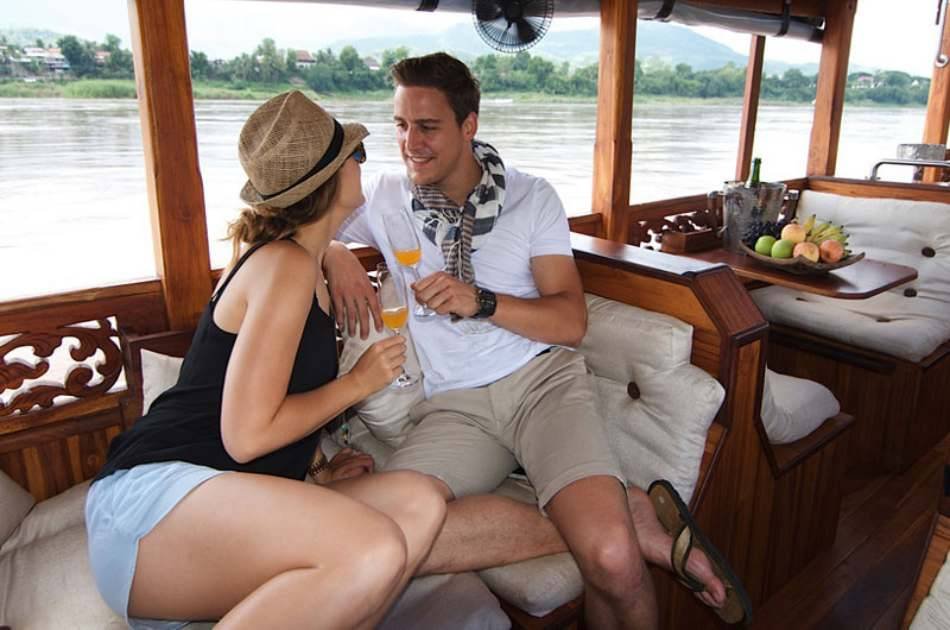 2-day Discover Mekong Delta With Mekong River Cruise