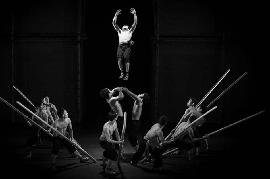 A O Show in Saigon