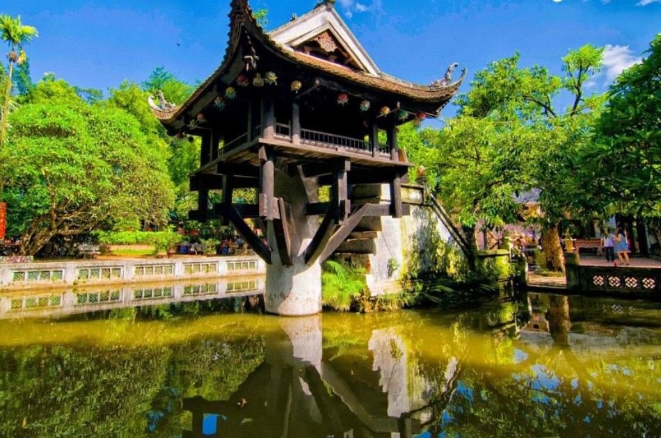 Amazing Hanoi City and Water Puppet Show Private Tour
