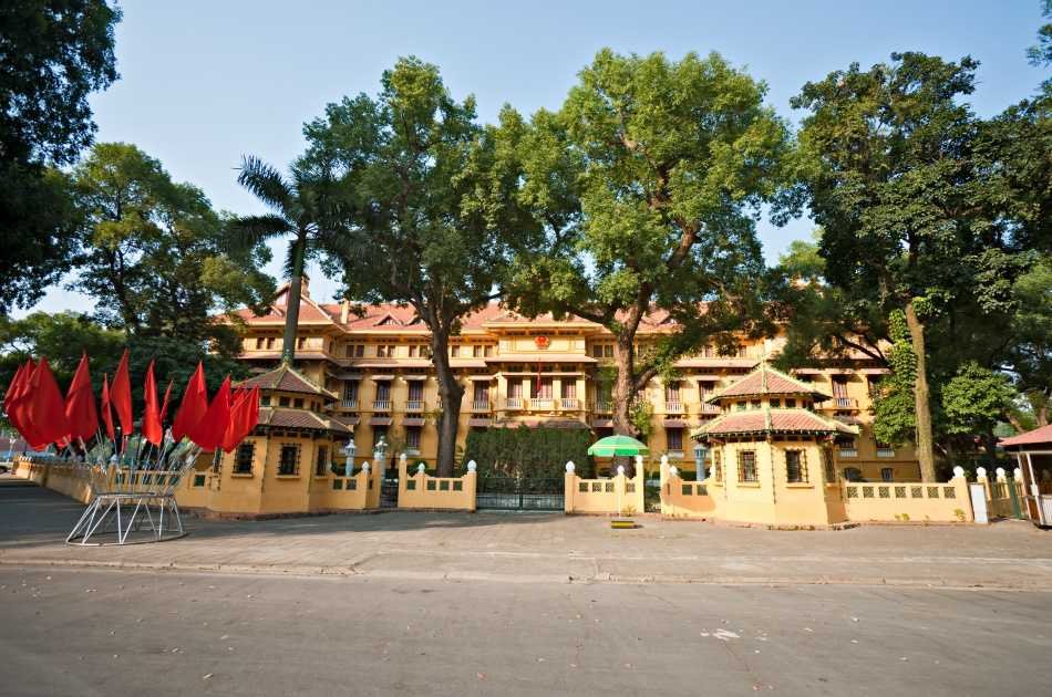 Backseat Motorbike Tour in Hanoi