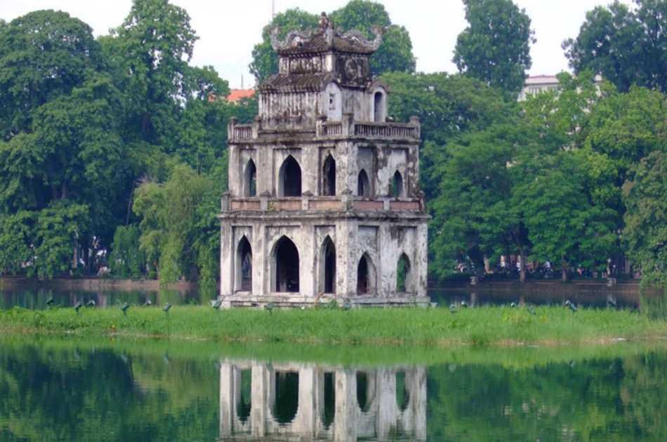 Backseat Motorbike Tour in Hanoi