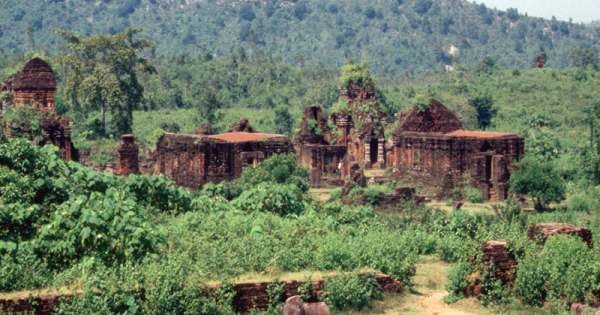 Cham Culture Traces - My Son Joining Tour