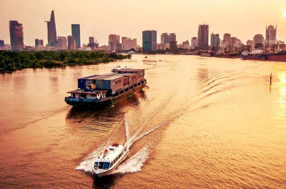 Cruise Dinner on Saigon