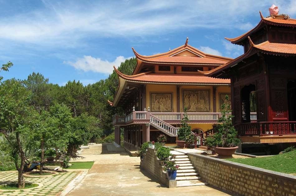 Da Lat Elephant Riding