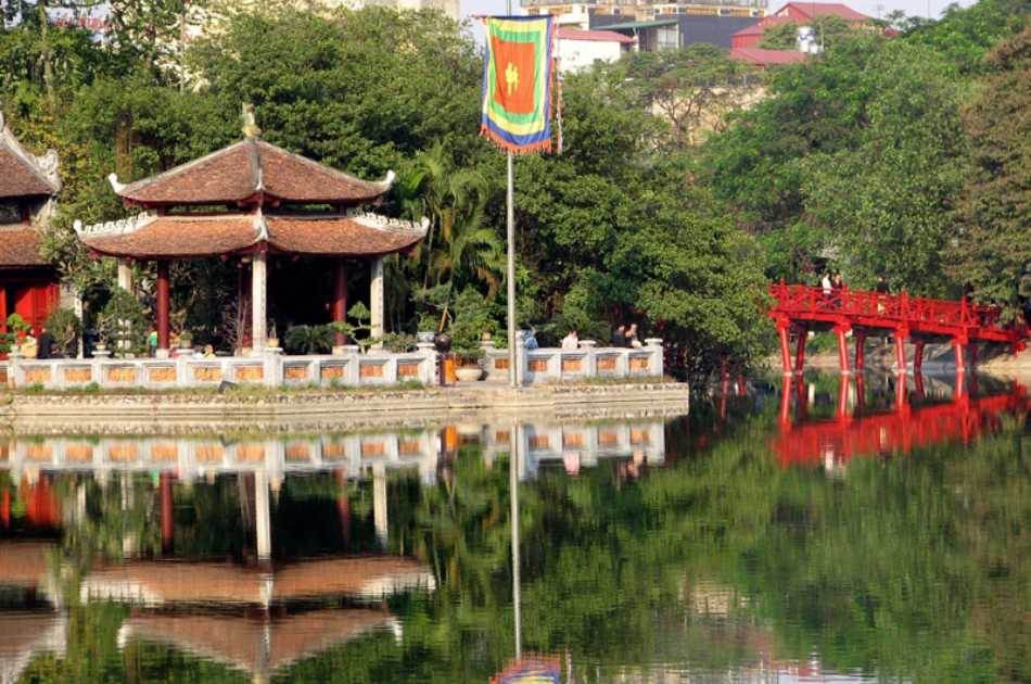 Full Day Exploring Hanoi With Green Car Tour