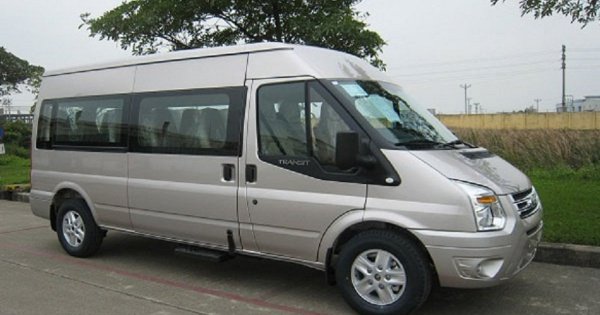 Hanoi Airport Arrival Transfer by 16 Seats Minibus